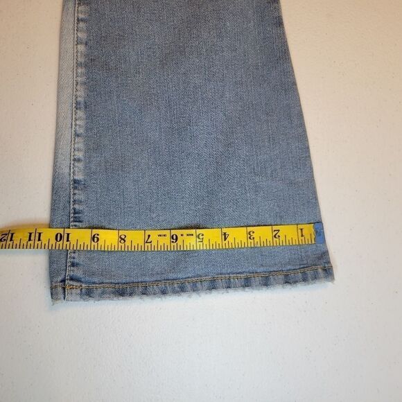 Silver 77 Y2K Light Wash Flare Jeans Women's Size 32 - Picture 15 of 15